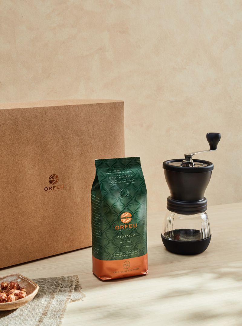 Kit Presente Grão Clássico 250g e Moedor